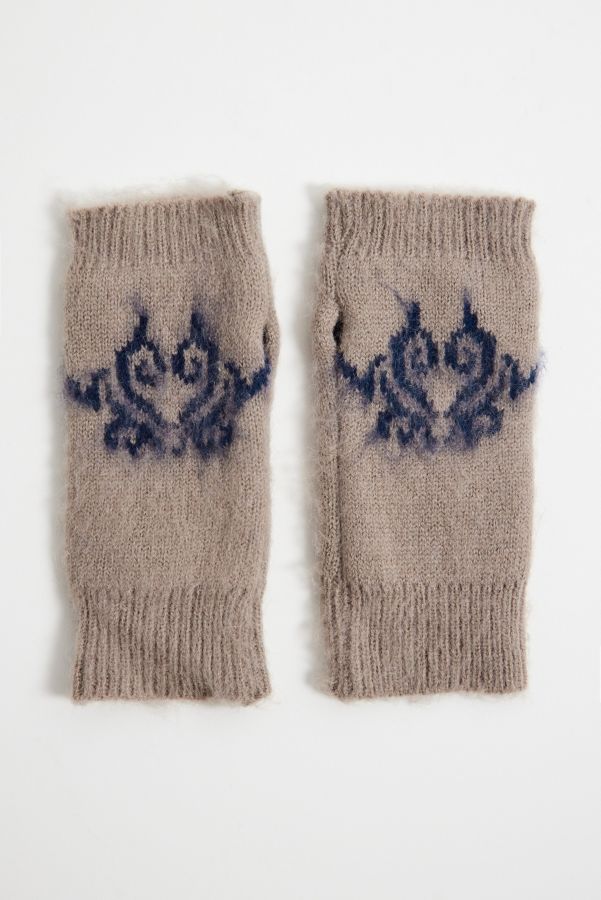 Slide View: 2: UO Brushed Knit Fingerless Gloves