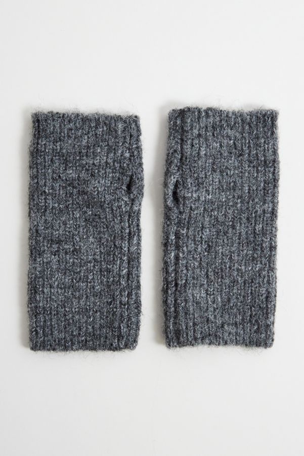 Slide View: 2: UO Luka Soft Knit Fingerless Gloves