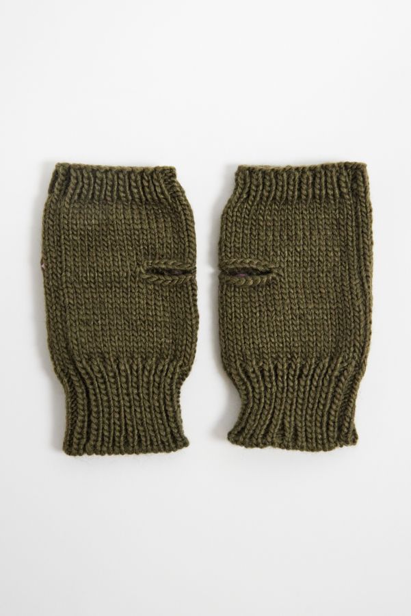 Slide View: 4: UO Star Chunky Knit Fingerless Gloves