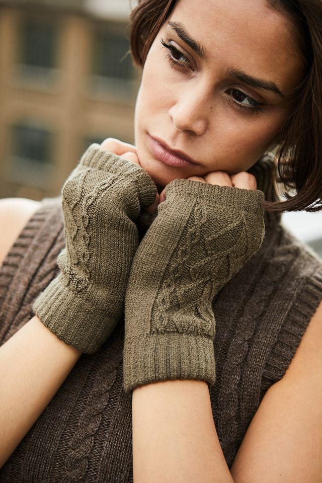 Cable Knit Fingerless Gloves Urban Outfitters UK