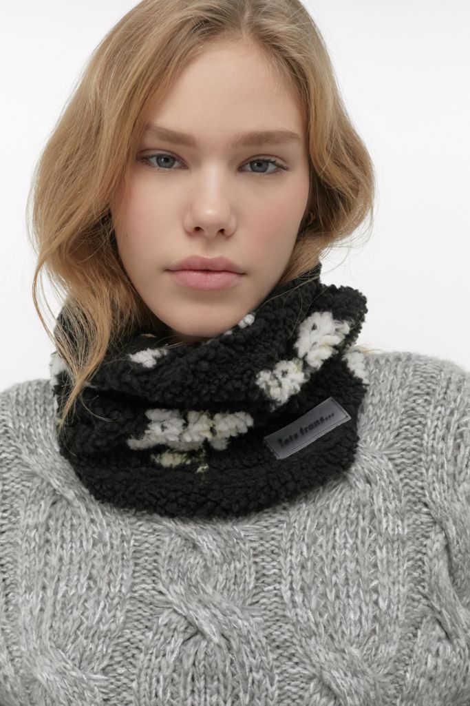 iets frans... Floral Print Snood | Urban Outfitters UK