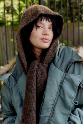 UO Georgia Hooded Scarf