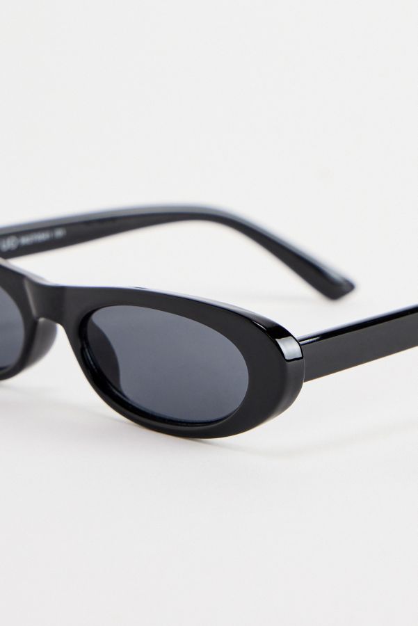 Vista de diapositivas: 3: UO Indi Mini Ovals Sunglasses