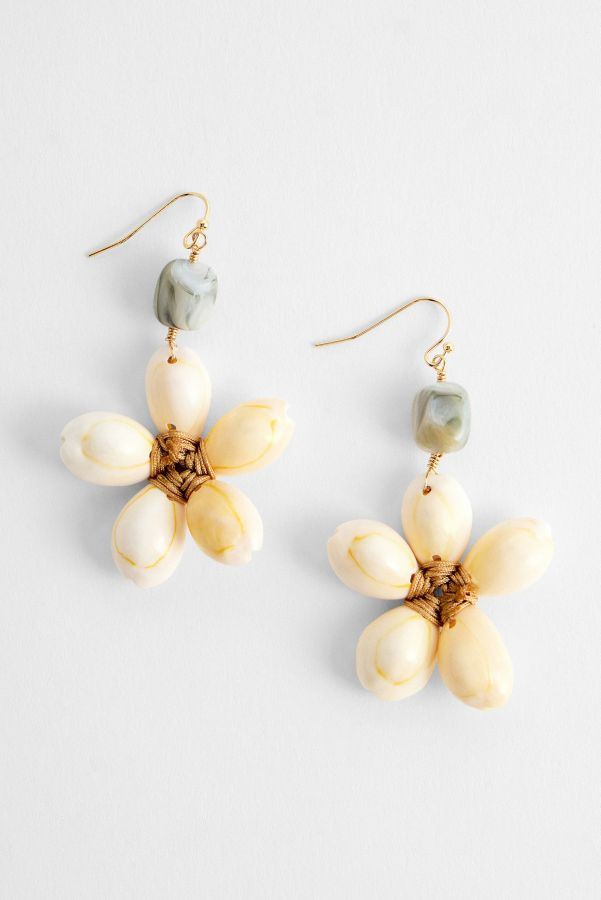 Slide View: 1: UO Bead Shell Flower Earrings