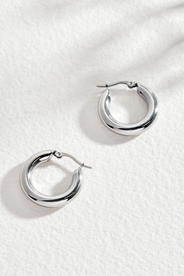 Vista diapositiva: 1: Réalta Demi Hoop Earrings