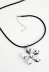 Vista en miniatura 3: UO Hammered Flower Choker Necklace