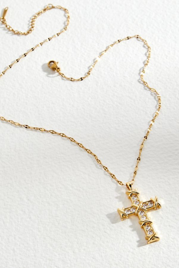 Vista de diapositivas: 3: Zambah Woven Cross Necklace