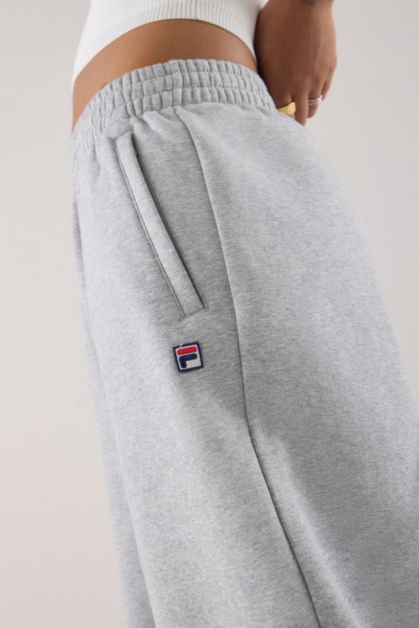 Slide View: 4: Pantalon de survêtement ample FILA x HAILEY