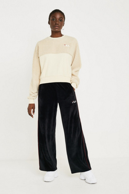 fila cream fleece