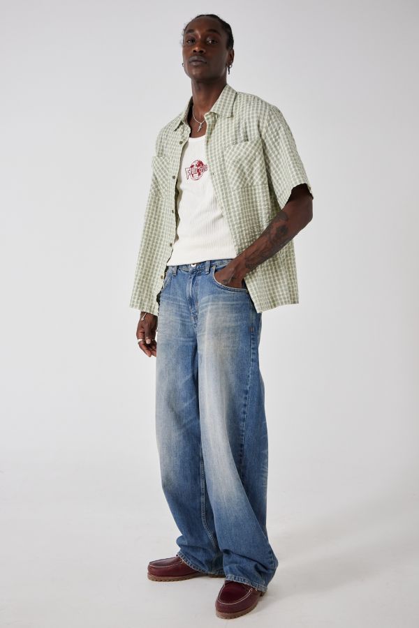 Slide View: 8: Fila x BDG Mittlere Waschung Denim Jeans