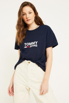 Tommy Jeans Navy Flag Logo T-Shirt | Urban Outfitters UK
