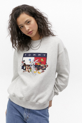 tommy jeans embroidered sweatshirt