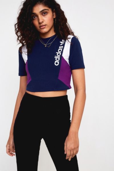 adidas Originals '90s Panelled Crop T-Shirt | Urban Outfitters UK