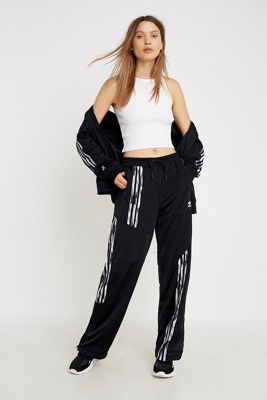 urban outfitters adidas joggers