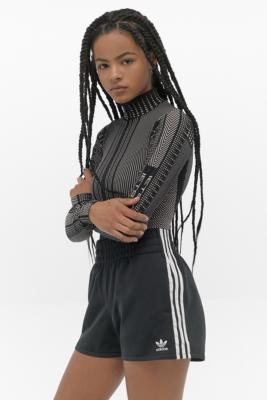 adidas crop top urban outfitters