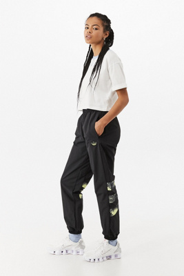 gap uniform ponte pants