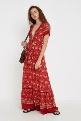 Kiss The Sky Tiered Maxi Dress | Urban Outfitters UK