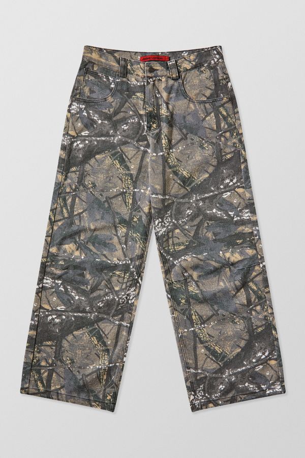 Vista de diapositivas: 7: Jeans Colossus Camo de Jaded London