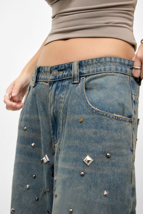 Vista de diapositivas: 3: Jaded London Studded Colossus Jeans