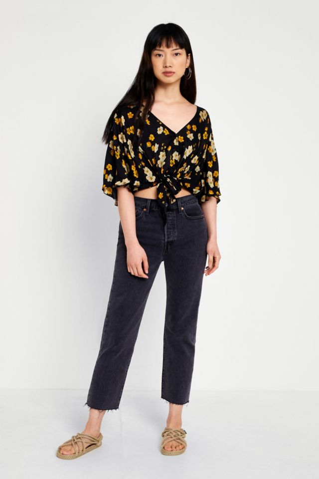 Levi's Wedgie Black High-Rise Straight Leg Jeans | Urban Outfitters UK