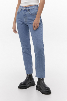 levi's 501 light wash