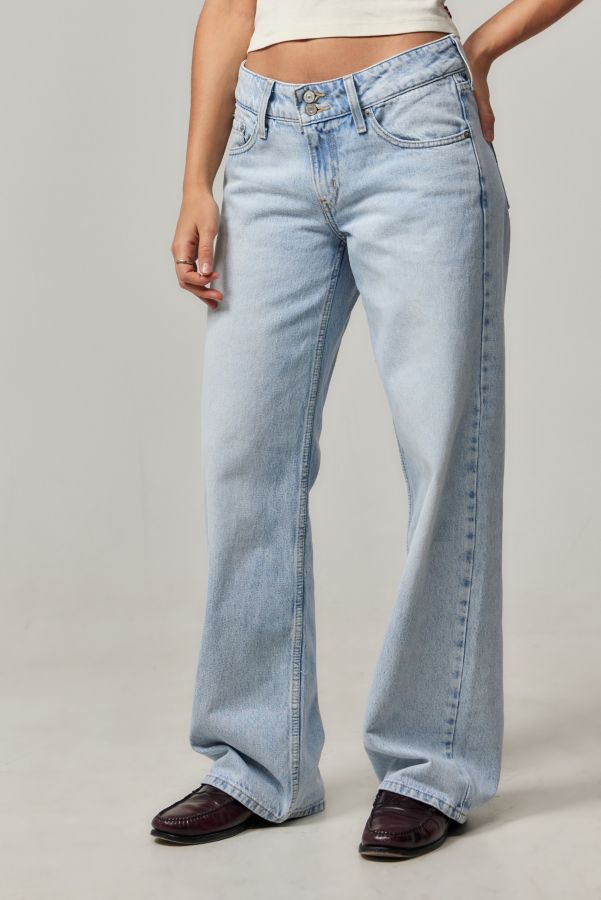 Slide View: 1: Levi's Superlow Abraided Art Jeans