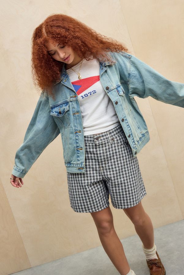 Slide View: 2: Levi's 90s Trucker Jacket