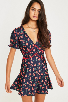 finders keepers valentina mini dress