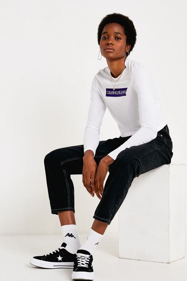 Calvin Klein Jeans Institutional Logo Long Sleeve Crop T Shirt