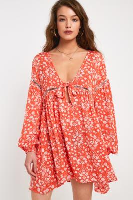 MINKPINK Delilah Floral Babydoll Mini Dress | Urban Outfitters UK