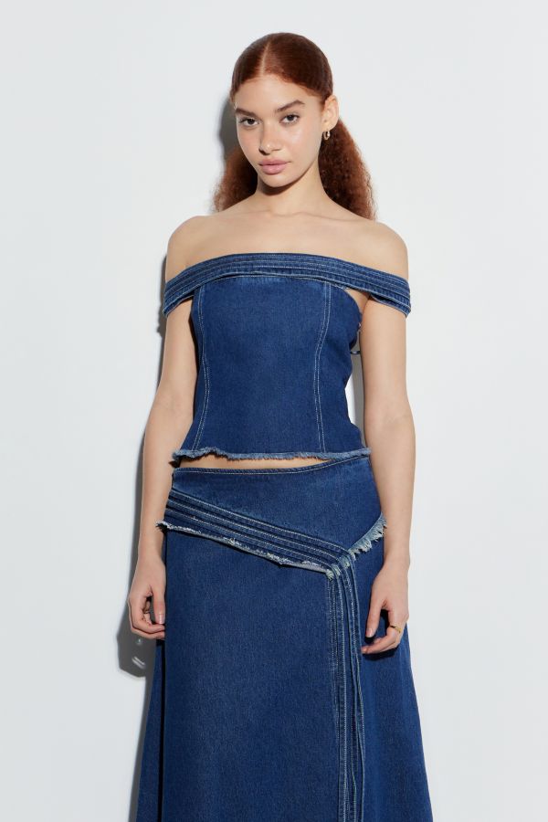 Vista diapositiva: 3: Lioness Madame Top Asimmetrico Off-The-Shoulder in Denim