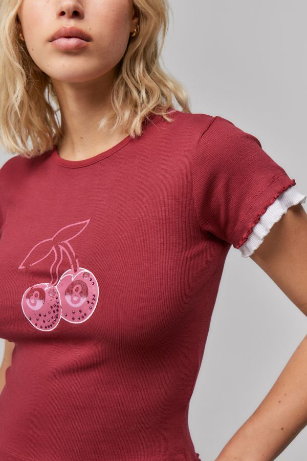 Vista de diapositivas: 3: Camiseta de Doble Capa con Cerezas de Daisy Street