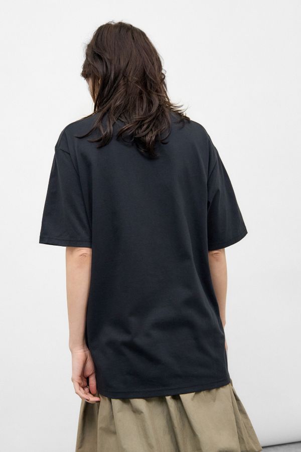 Vista diapositiva: 4: T-Shirt Nera con Logo Grammici