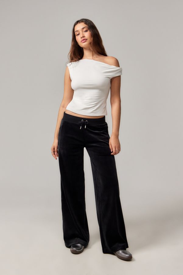 Slide View: 2: Juicy Couture UO Exclusive Black Ida Velour Track Pants