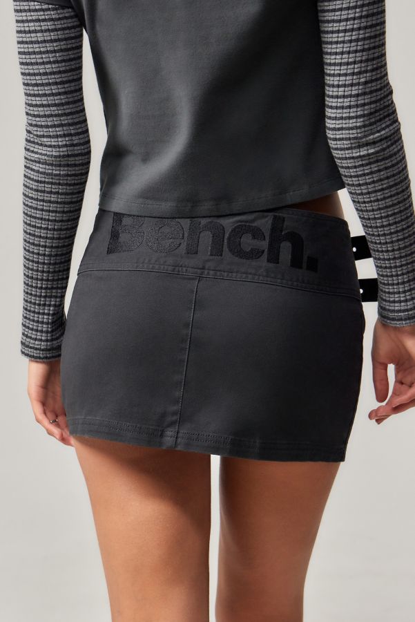 Slide View: 2: Bench UO Exclusive Cargo Skirt