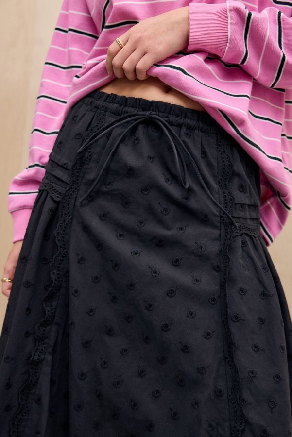 Vista de diapositivas: 4: Damson Madder Black Agatha Puff Skirt