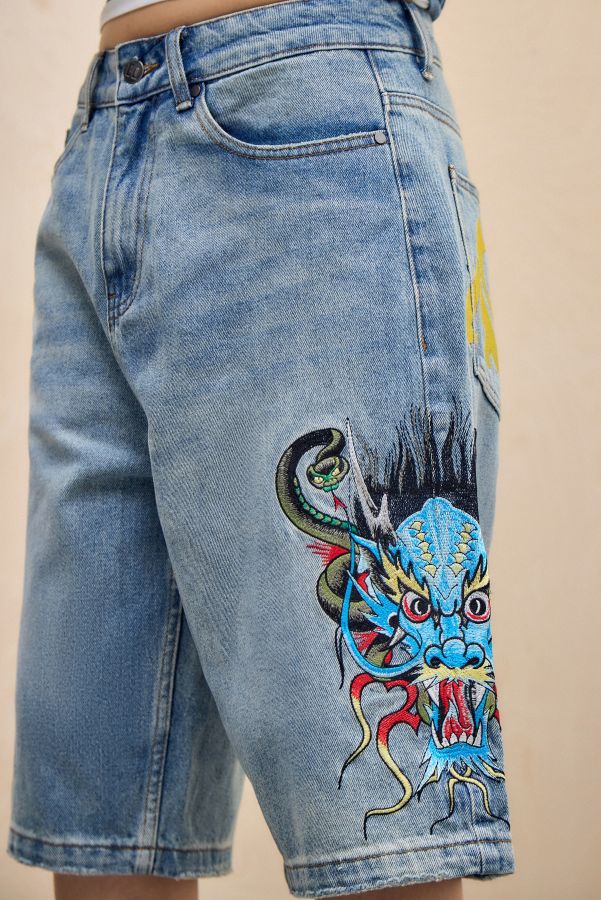 Vista de diapositivas: 2: Pantalones Cortos Skater de Mezclilla Medusa de Ed Hardy