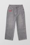 Thumbnail View 8: Ed Hardy UO Exclusif Gris Surdimensionné Brodé Jeans