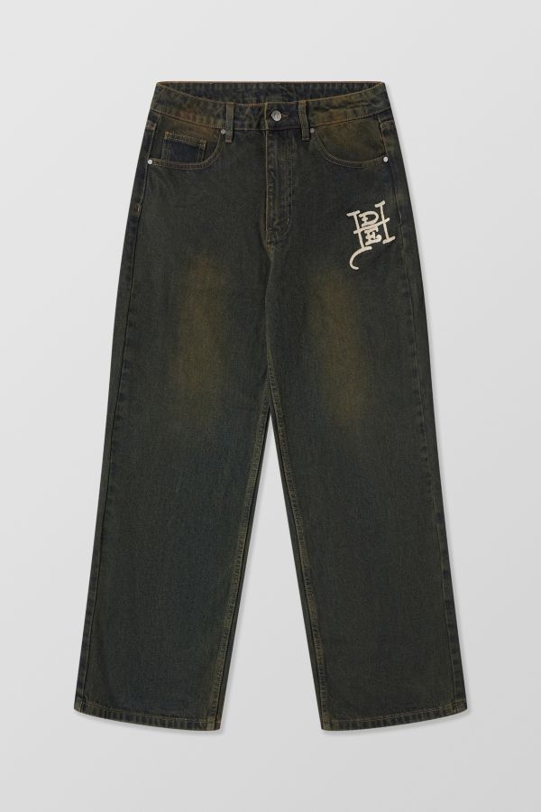 Vista de diapositivas: 7: Ed Hardy UO Exclusive Embroidered Dragon Jeans