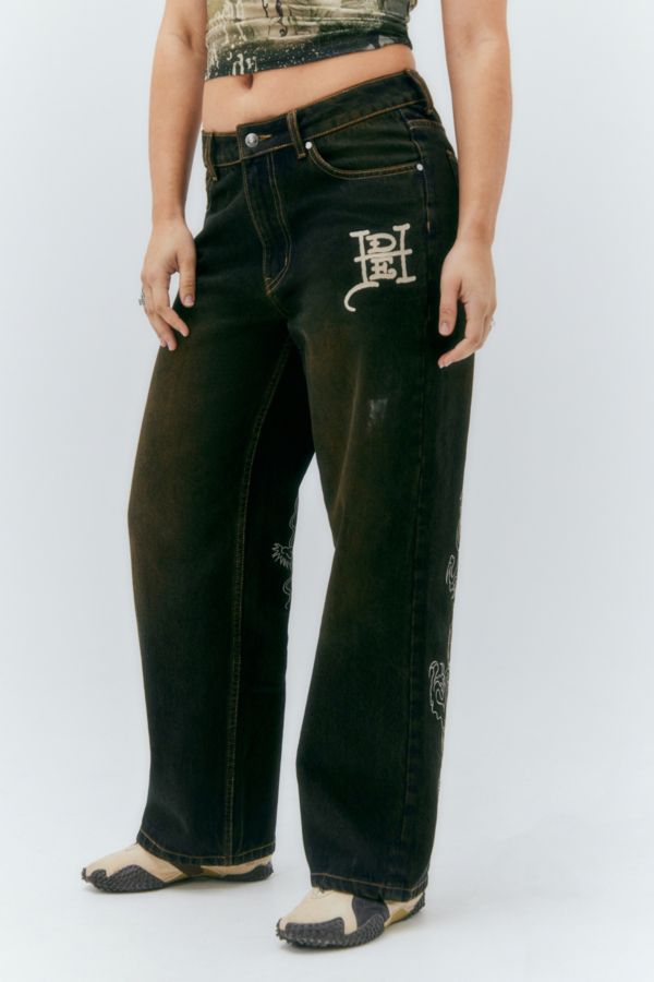 Vista de diapositivas: 3: Ed Hardy UO Exclusive Embroidered Dragon Jeans