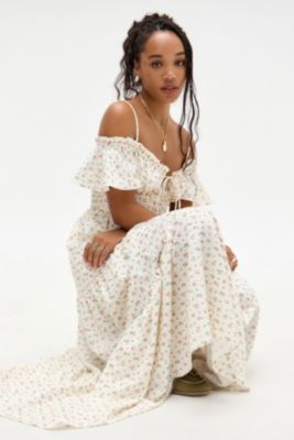 Kiss The Sky UO Exclusive Rose Maxi Dress