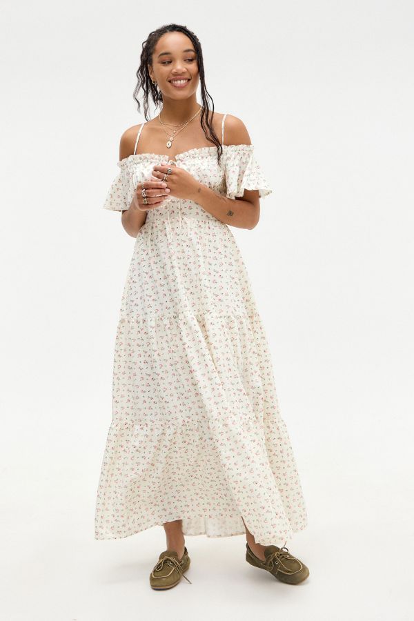 Slide View: 2: Kiss The Sky UO Exclusive Rose Maxi Dress