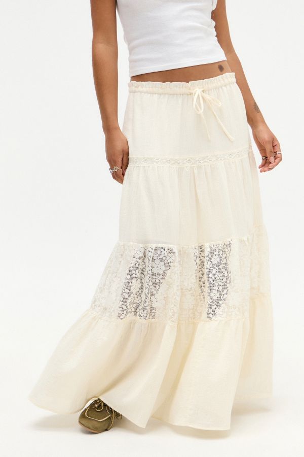 Slide View: 1: Kiss The Sky Venezia Lace Skirt