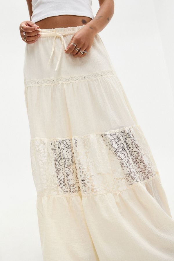 Slide View: 3: Kiss The Sky Venezia Lace Skirt