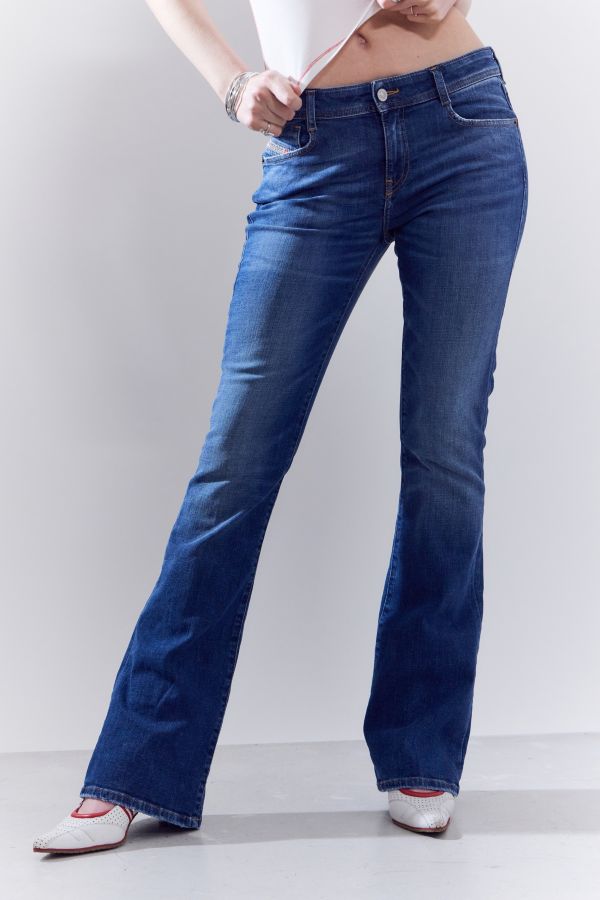 Vista de diapositivas: 1: Jeans Diesel 1969 D-Ebbey Bootcut Acampanados Tiro Bajo