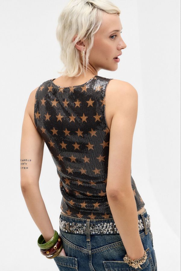 Vista de diapositivas: 4: Motel Hala Sequin Star Top