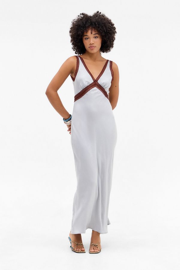 Slide View: 1: VRG GIRL Meet On The Dance Floor Maxi Dress