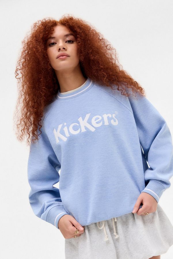 Slide View: 1: Sweat-shirt ras du cou Kickers Graft