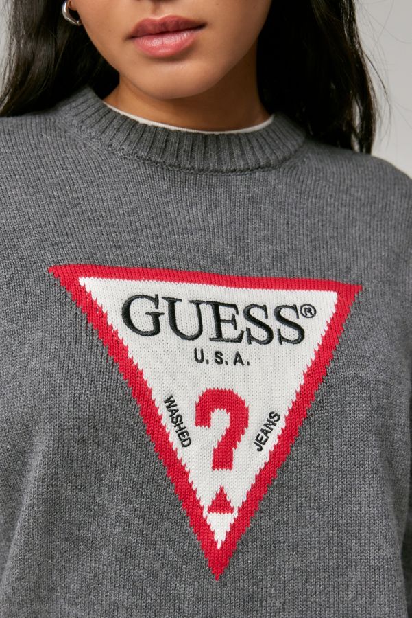 Slide View: 2: Pull Triangle en Maille Guess Jeans