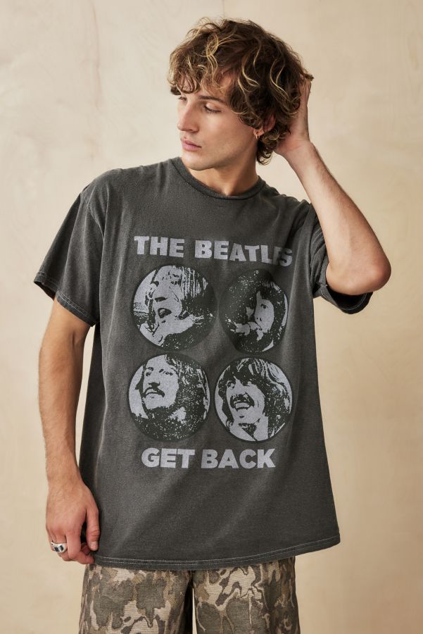 Slide View: 1: UO Die Beatles Komm Zurück T-Shirt